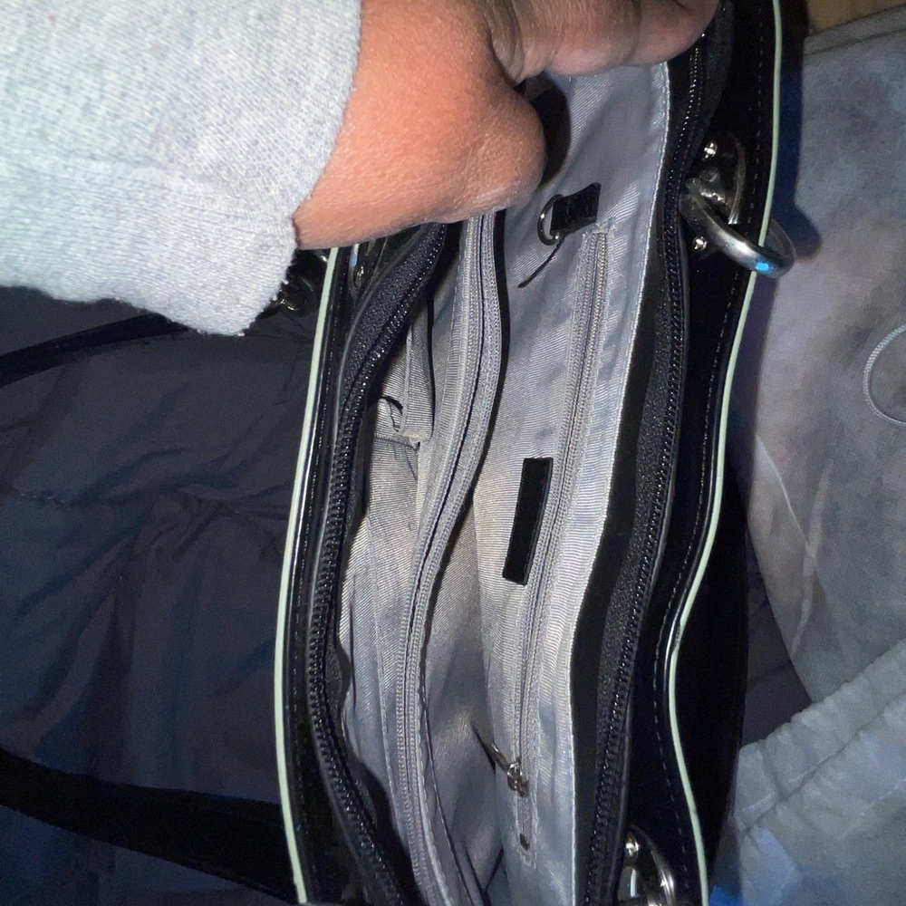 Beijo Purse - Picture 10 of 16